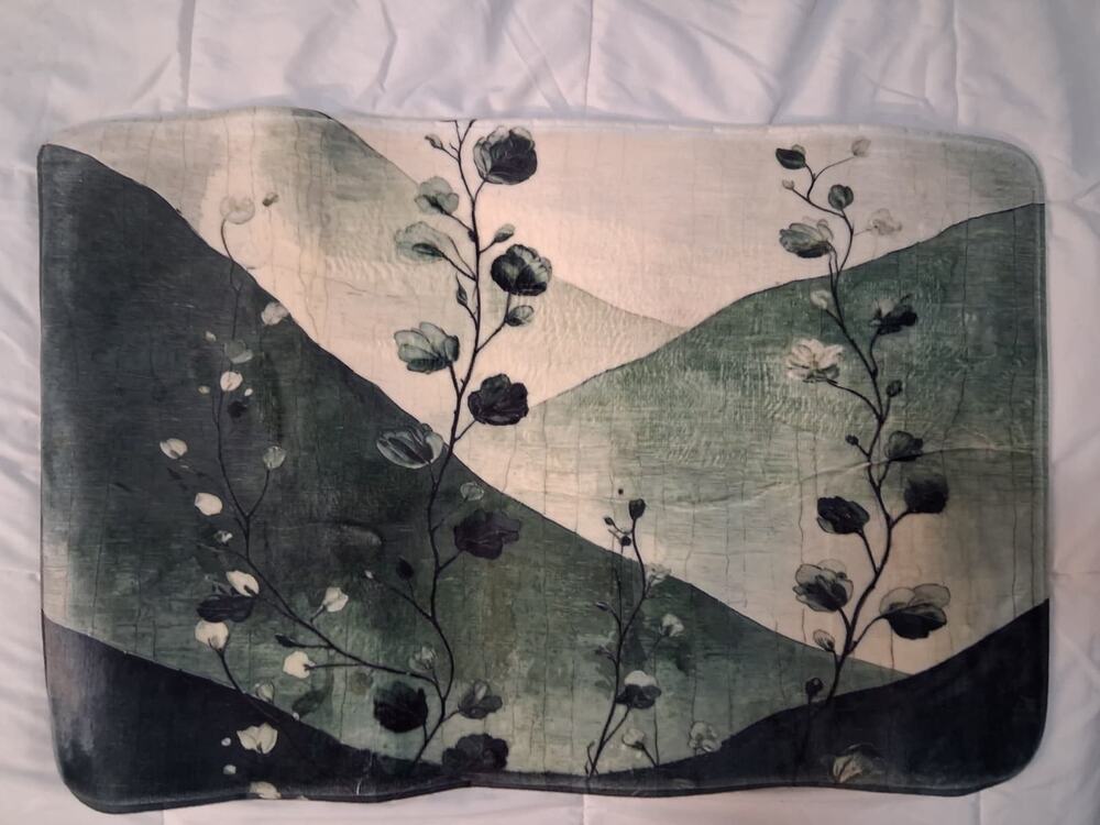 Greenery Floral Bath Mat Approx 34in W x 21in L